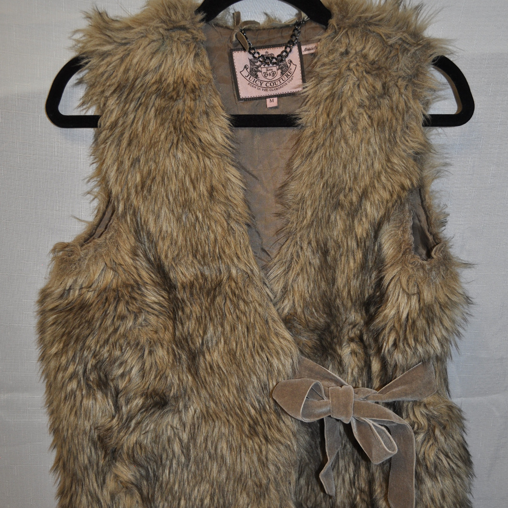 Juicy Couture Womens Faux Fur Vest w Velvet Ribbon